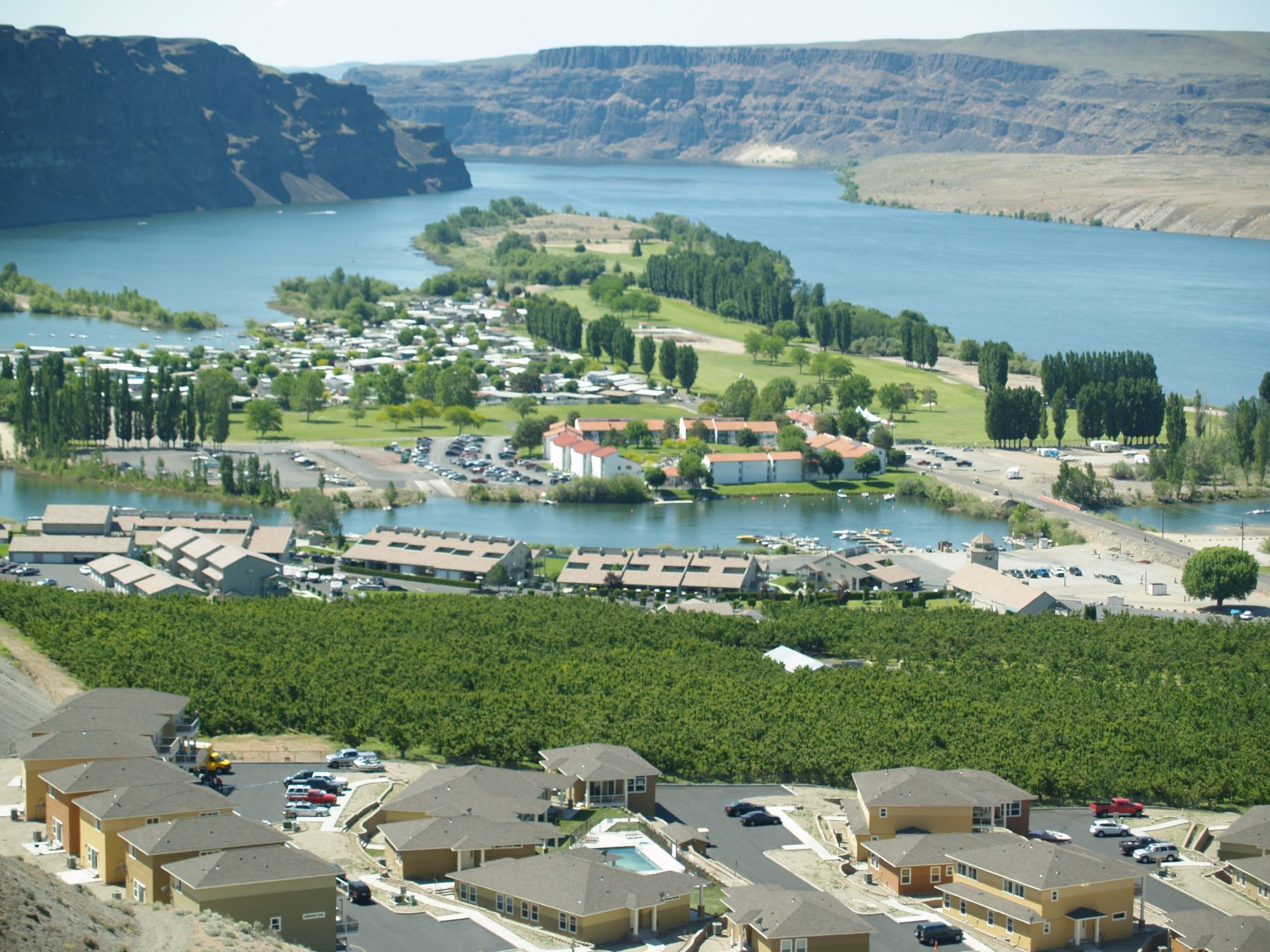 Aerial image of the homes on the Crescent bar