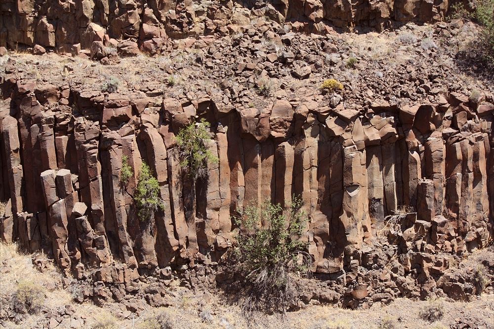 Basalt Column with rock rubble